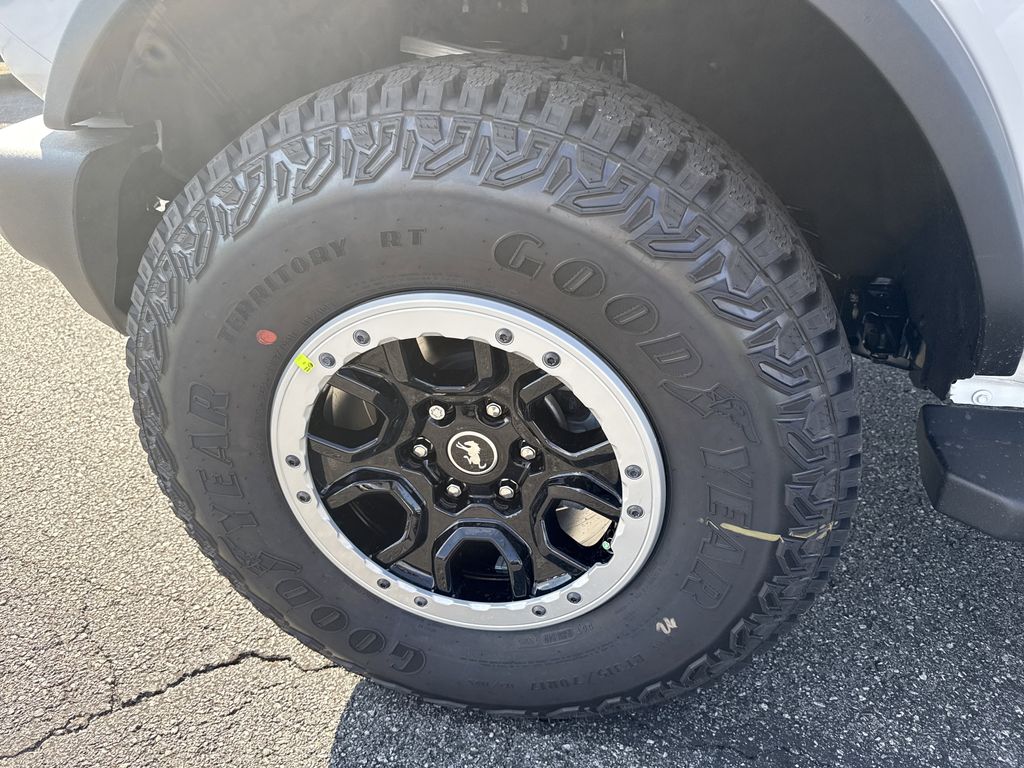 New 2025 Ford Bronco SUV