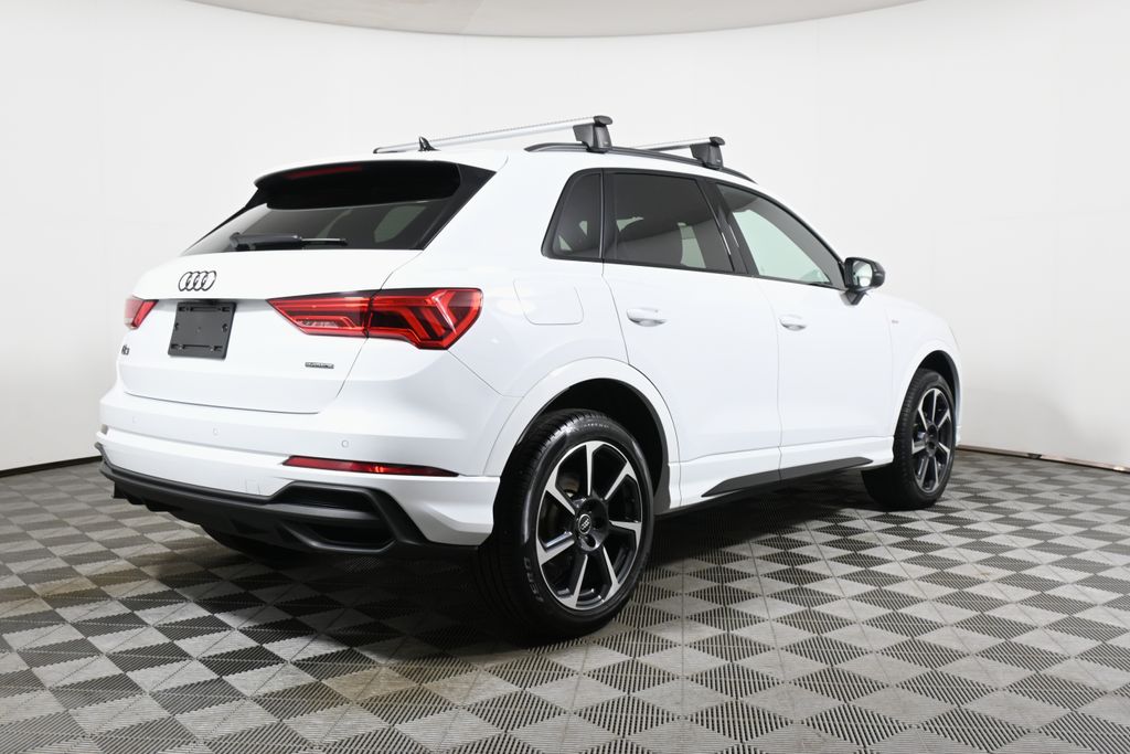 Thumbnail: 2025 Audi Q3 - 7