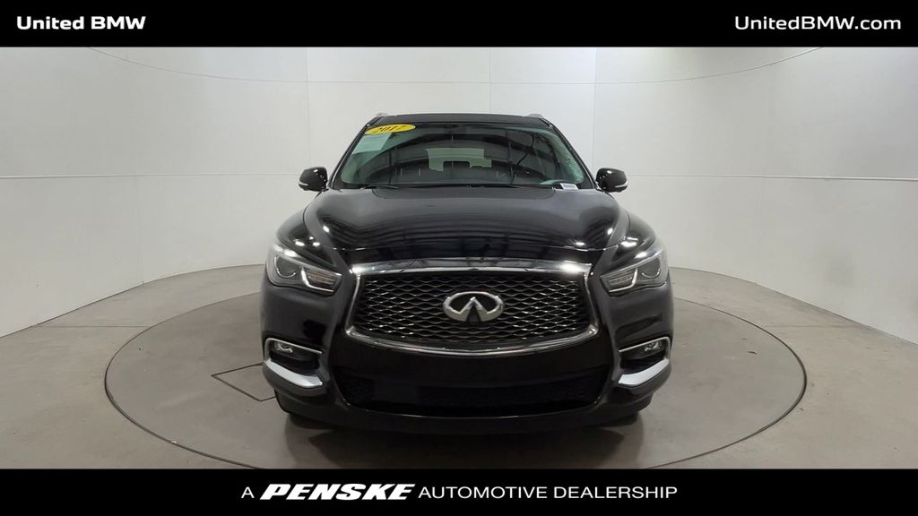 2017 INFINITI QX60 Base 3