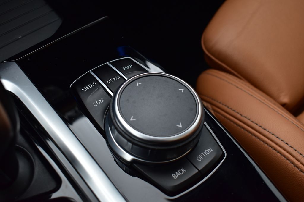 2021 BMW X3 xDrive30e 26
