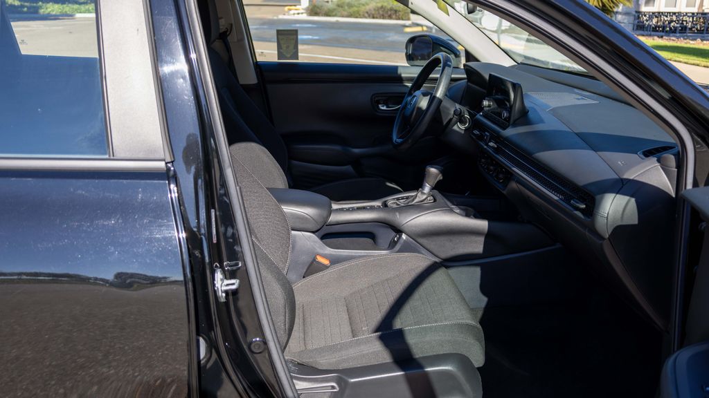 Used 2023 Honda HR-V LX 4D Sport Utility