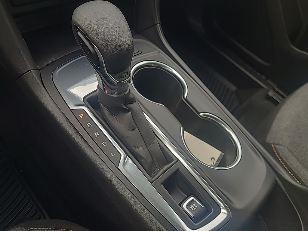 used 2023 Chevrolet Equinox car, priced at $22,447