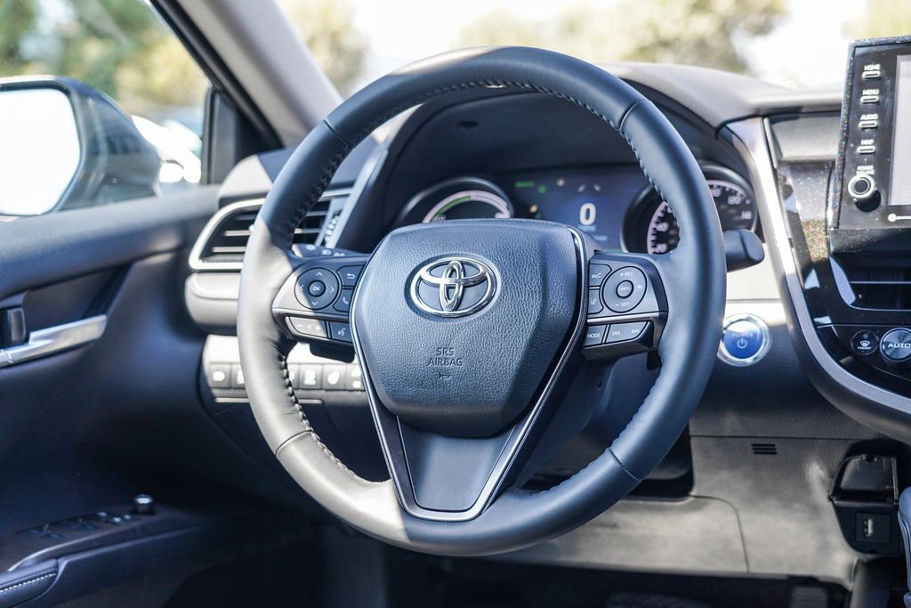 2024 Toyota Camry Hybrid XSE 15