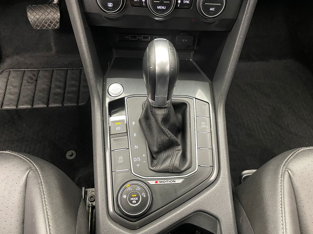 Thumbnail: 2018 Volkswagen Tiguan - 28