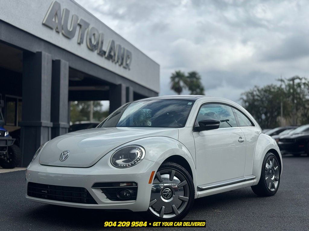 Candy White 2014 Volkswagen Beetle Hatchback Front-Wheel Drive 6-Speed Dual Clutch