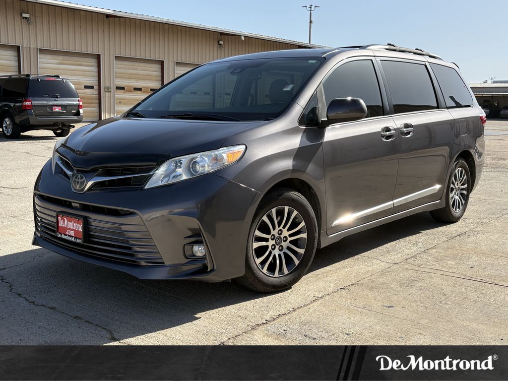 Predawn Gray Mica 2019 Toyota Sienna Minivan Front-Wheel Drive 8-Speed Automatic