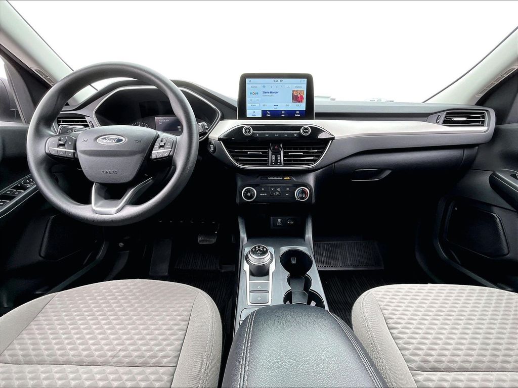 2022 Ford Escape — photo 21