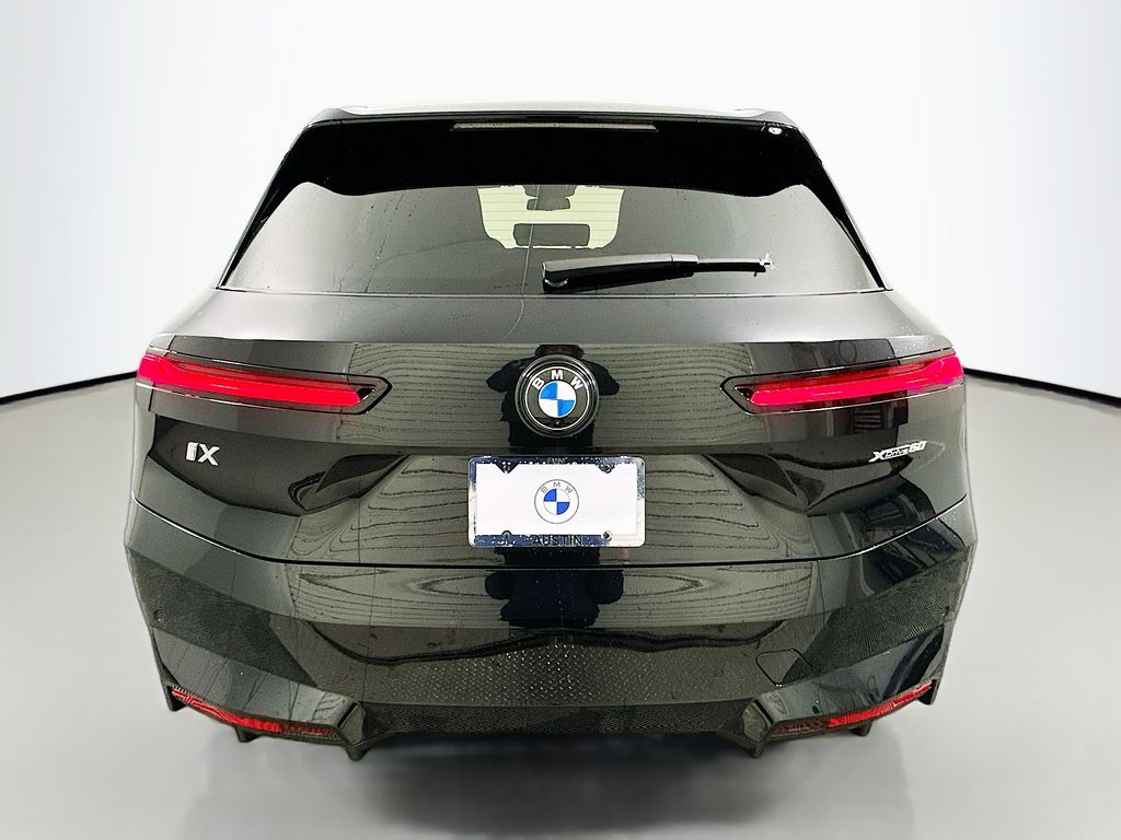 Thumbnail: 2026 BMW iX - 6