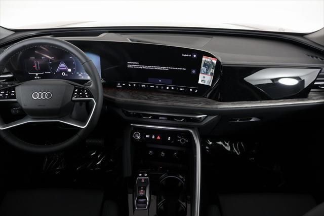 Thumbnail: 2025 Audi Q5 - 4