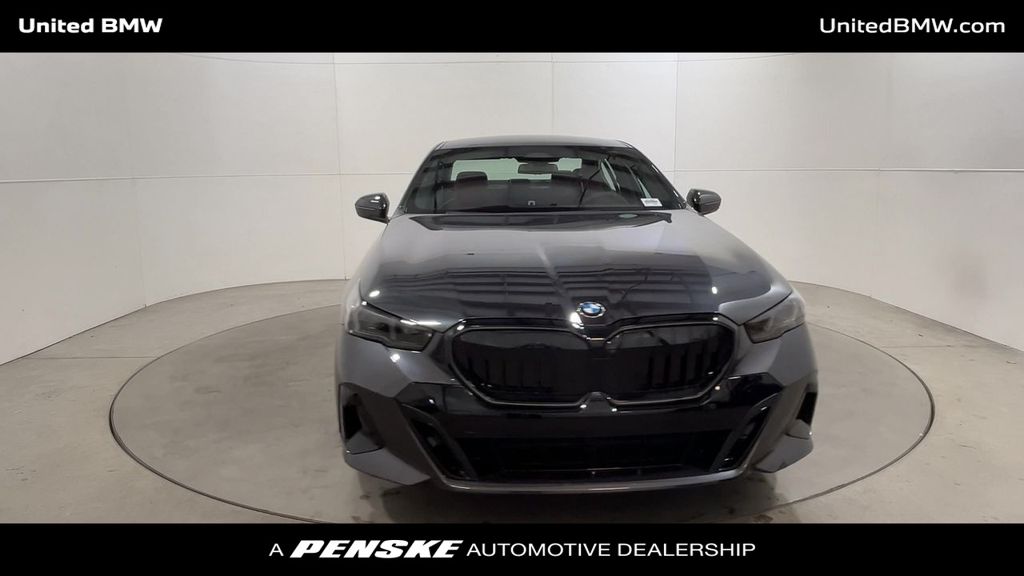 2025 BMW 5 Series 530i 3
