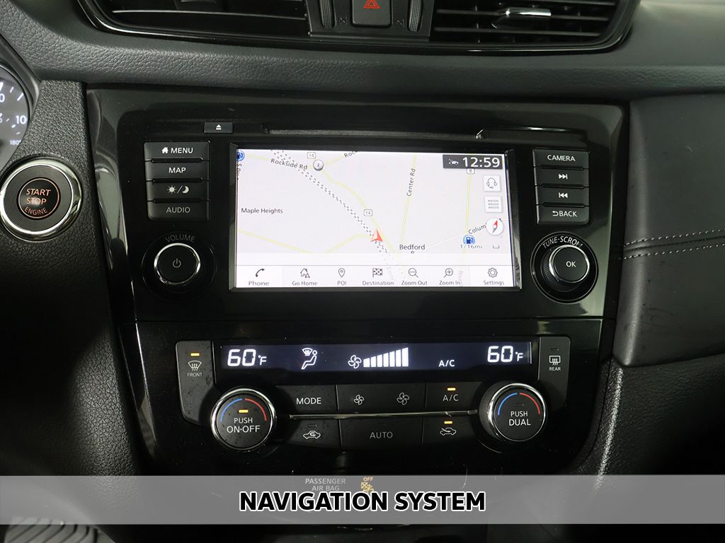 Used 2018 Blue Nissan SL image 3