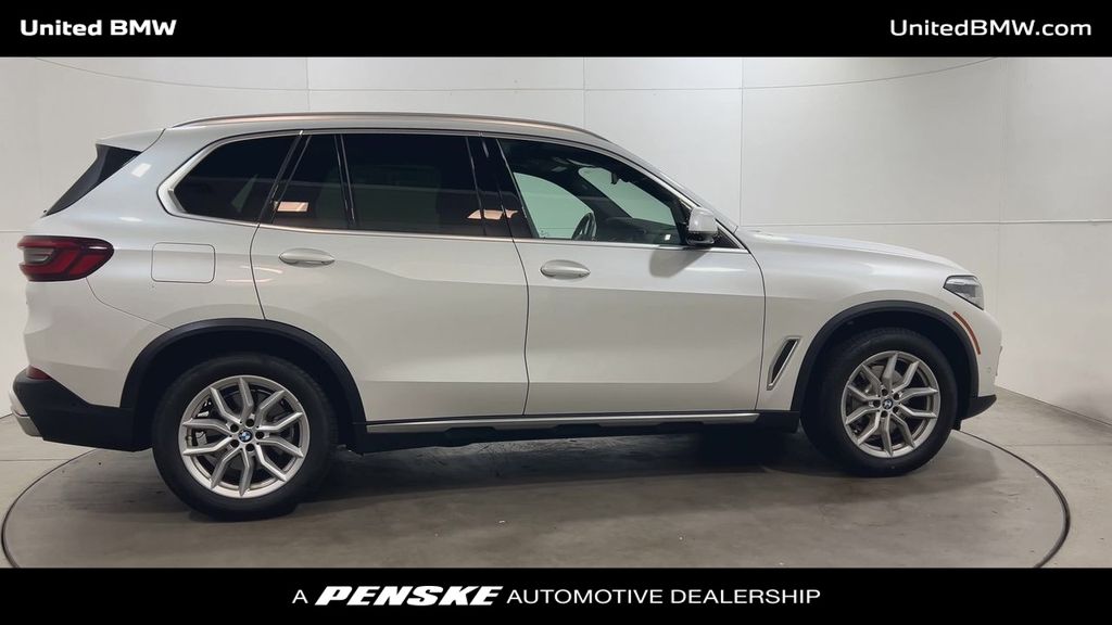 Thumbnail: 2020 BMW X5 - 9