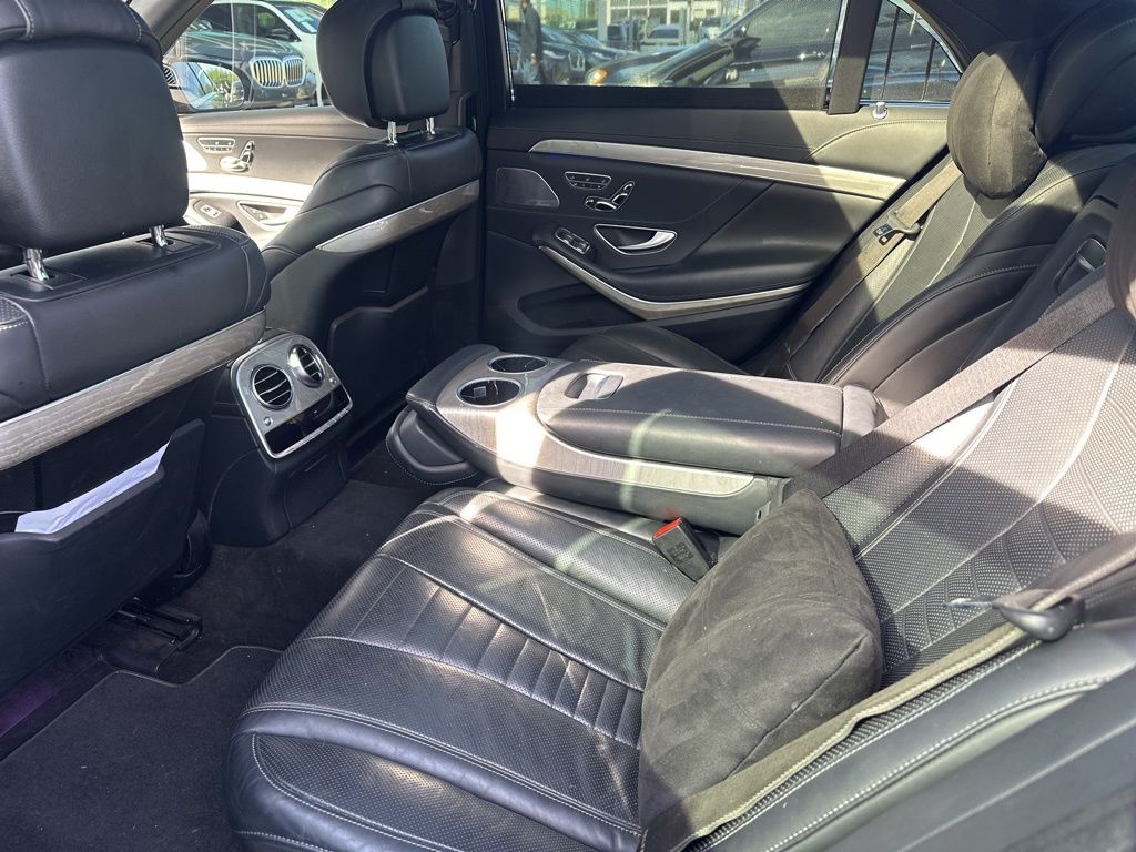 Thumbnail: 2015 Mercedes-Benz S-Class - 6