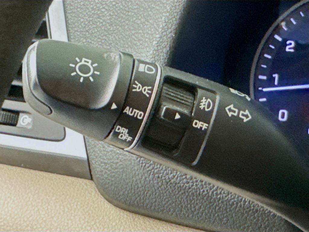 Used Car 2017 Hyundai Tucson  Se For Sale Under $15,000 In Austin, Texas