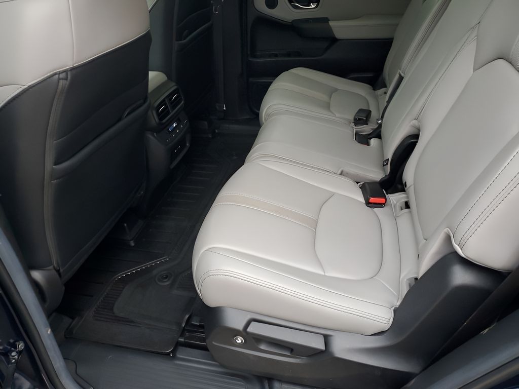 Used Car 2025 Honda Pilot  Touring For Sale Under $50,000 In Austin, Texas