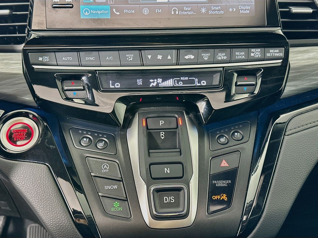 Thumbnail: 2026 Honda Odyssey - 16