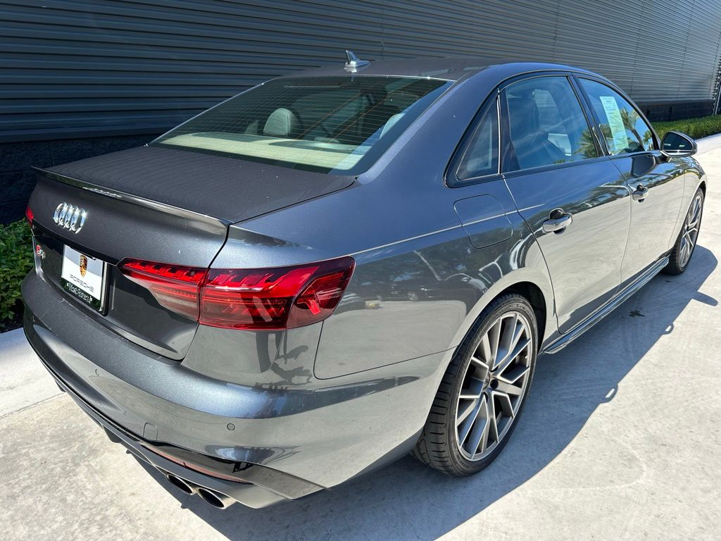 Thumbnail: 2020 Audi S4 - 9
