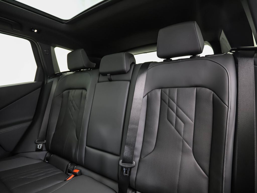 Thumbnail: 2026 BMW X3 - 23