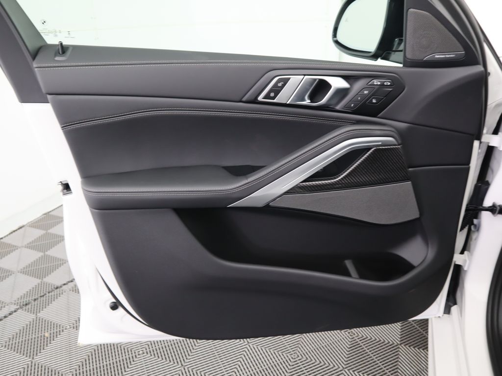 Thumbnail: 2026 BMW X6 - 25