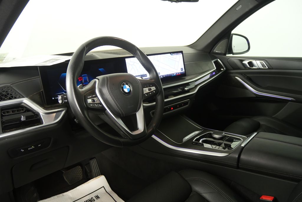 Thumbnail: 2025 BMW X5 - 12
