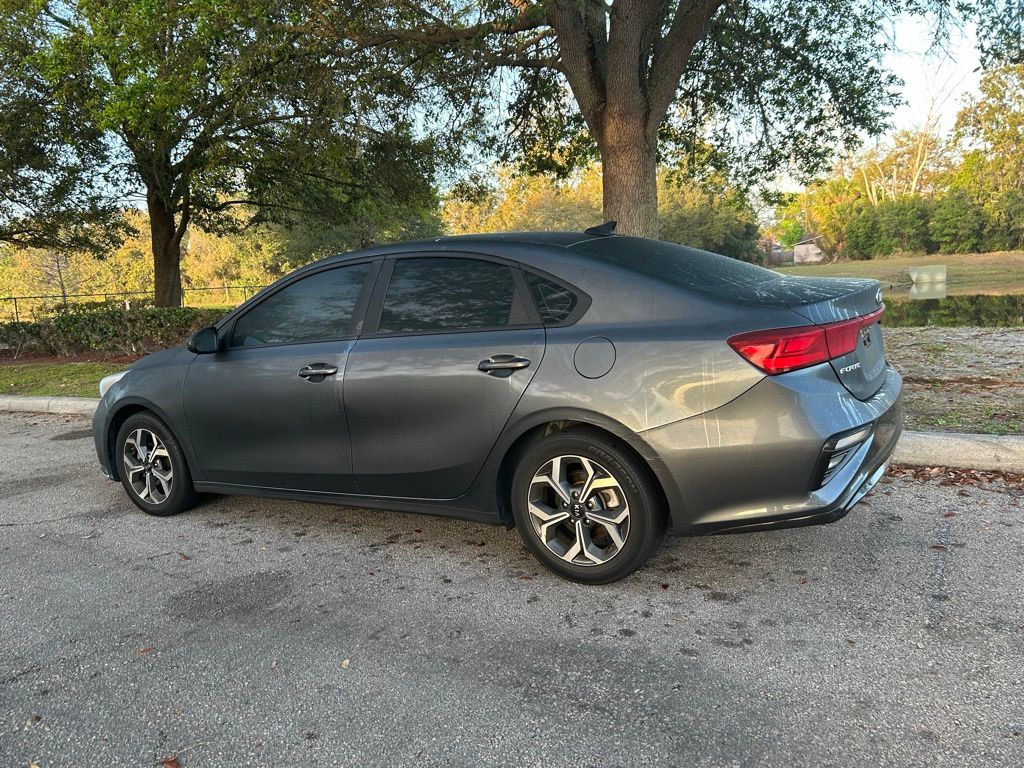 Thumbnail: 2021 Kia Forte - 3