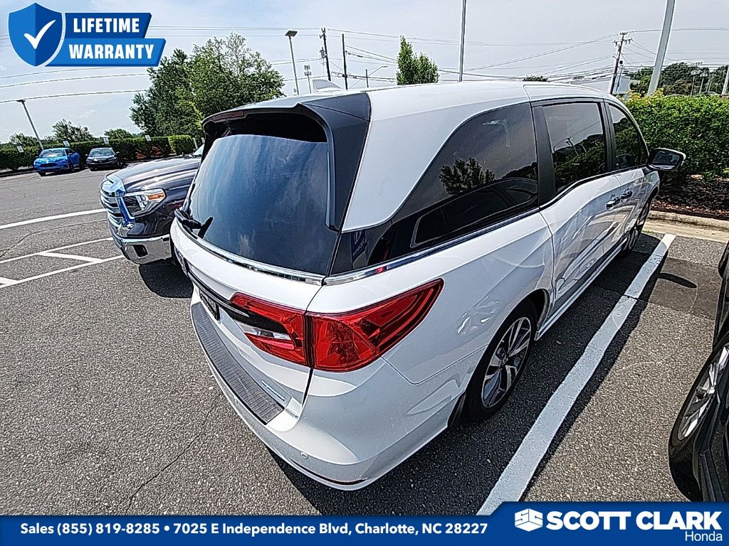 2023 Honda Odyssey Touring's photo