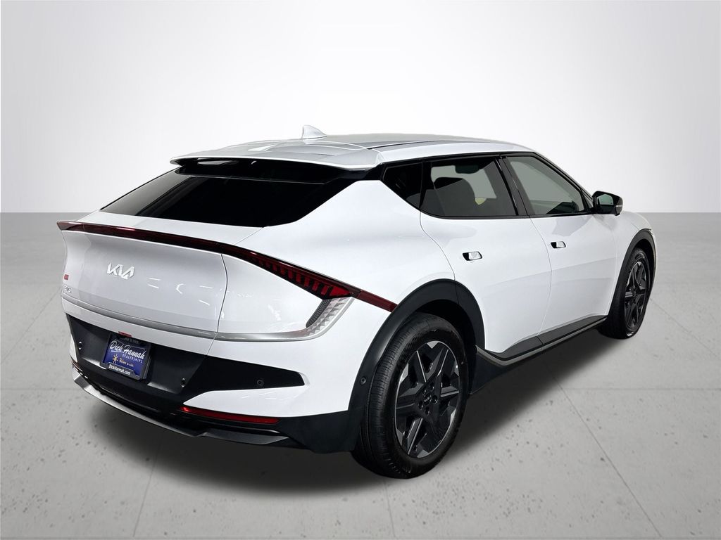 2025 Kia EV6 Light