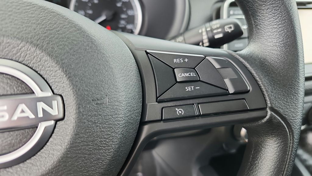 2025 Nissan Kicks Play