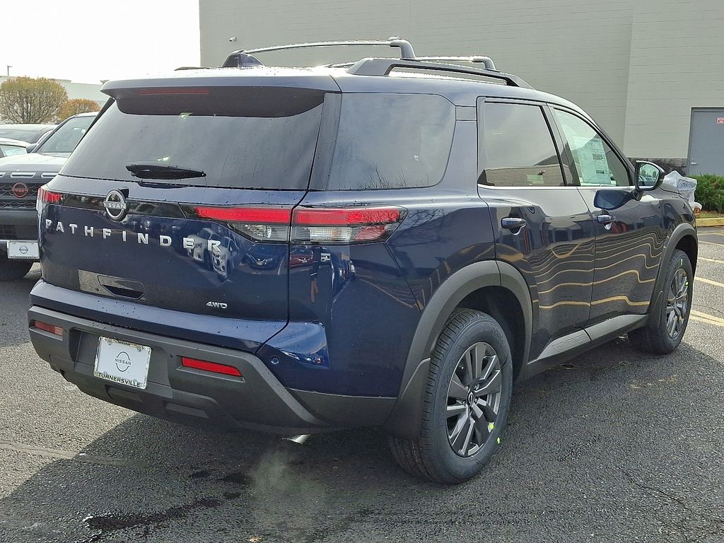Thumbnail: 2025 Nissan Pathfinder - 5