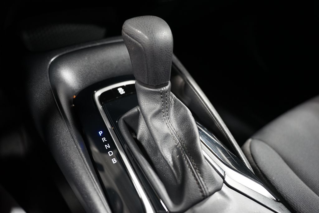 2023 Toyota Corolla LE 21