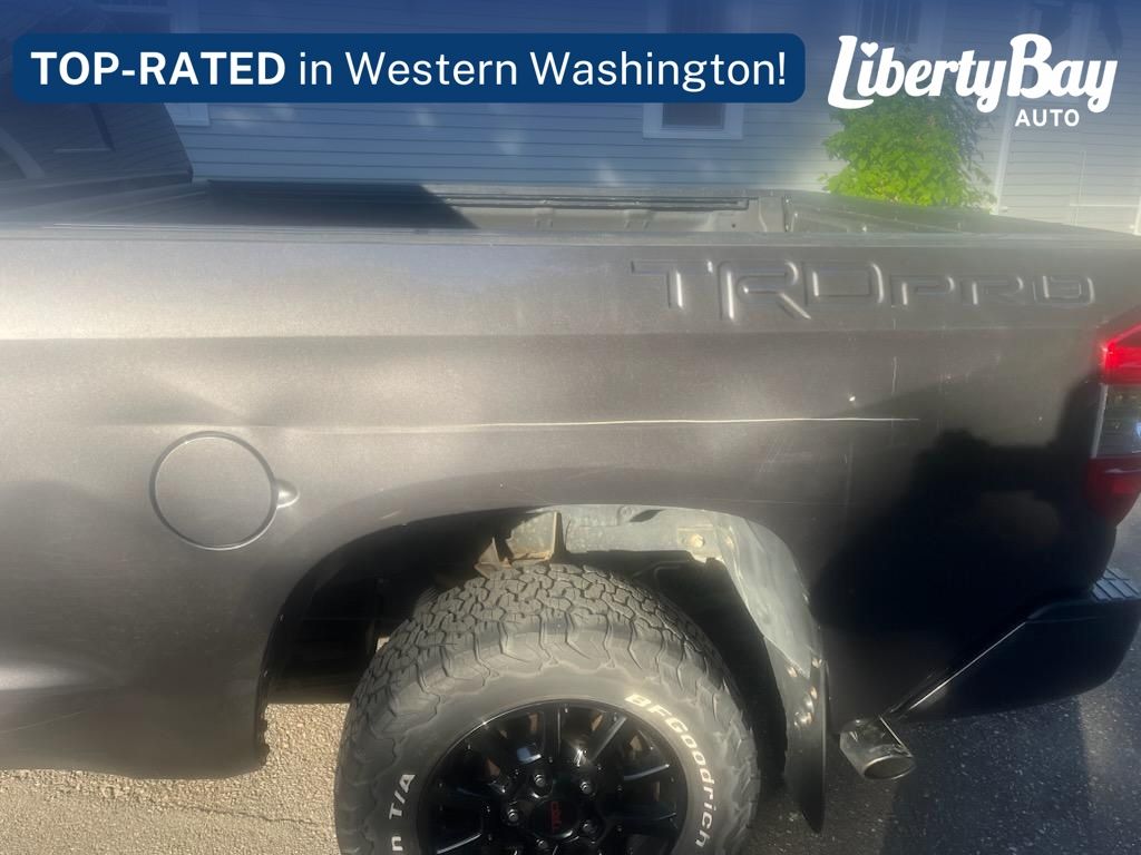 Magnetic Gray Metallic 2016 Toyota Tundra Pickup Truck Four-Wheel Drive 6-Speed Automatic Overdrive