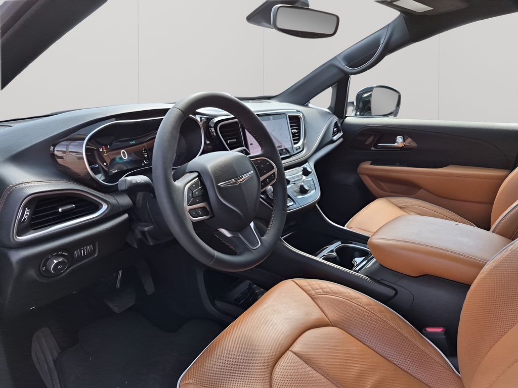 Used Car 2023 Chrysler Pacifica Hybrid  Pinnacle For Sale Under $35,000 In Austin, Texas