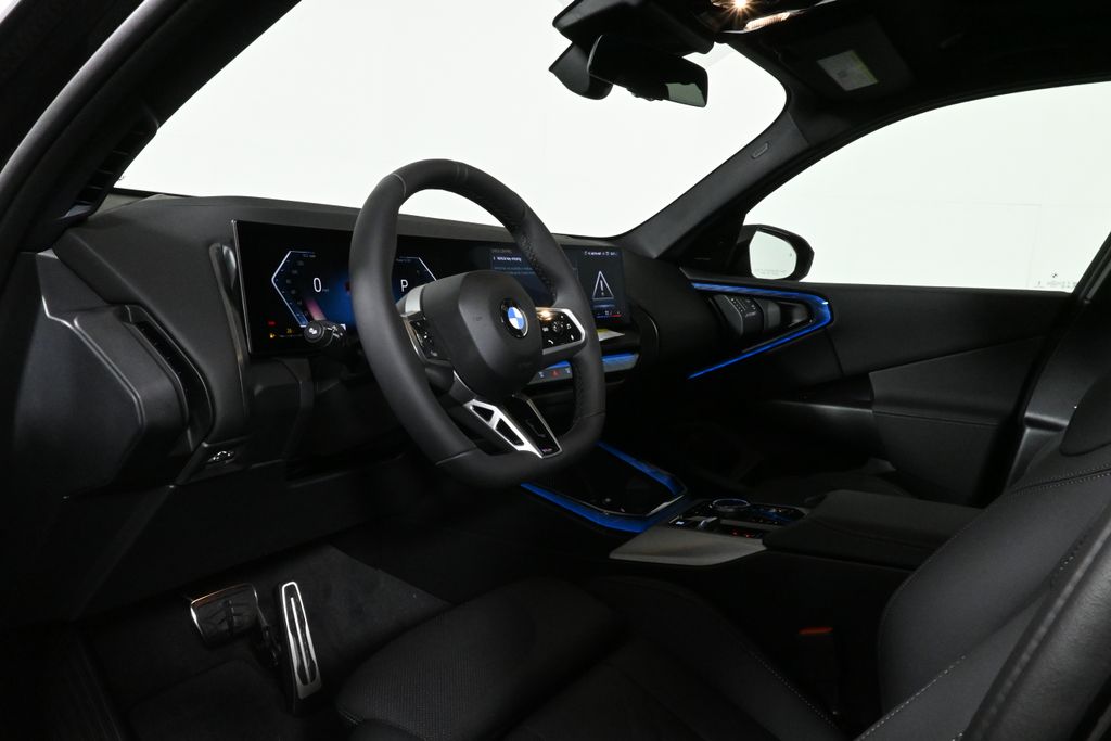 Thumbnail: 2025 BMW X3 - 15