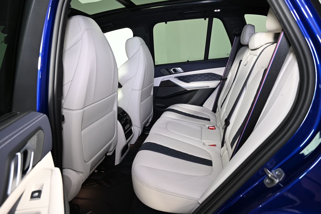 2022 BMW X5 M 24
