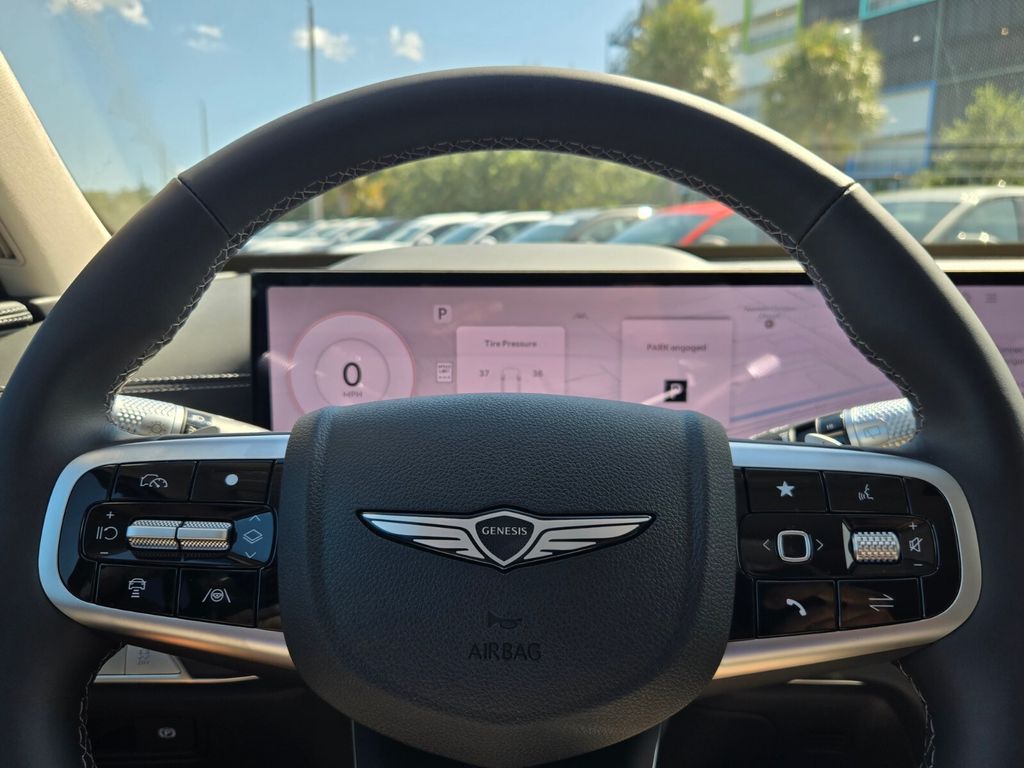 2027 Genesis GV80