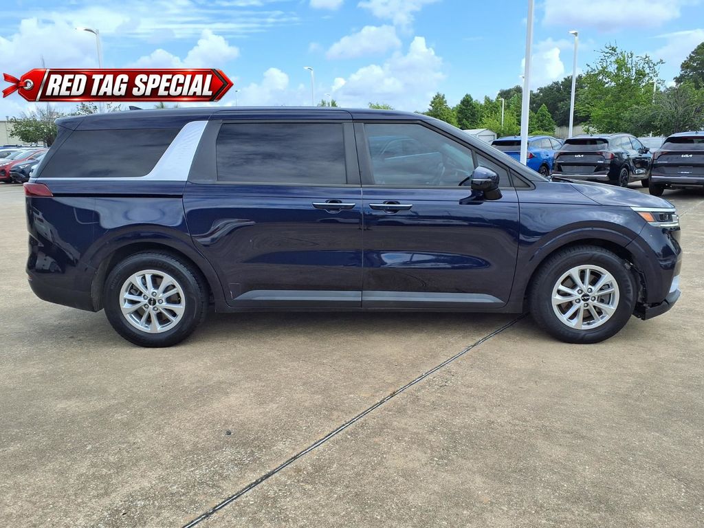 2022 Kia Carnival LXS - 5