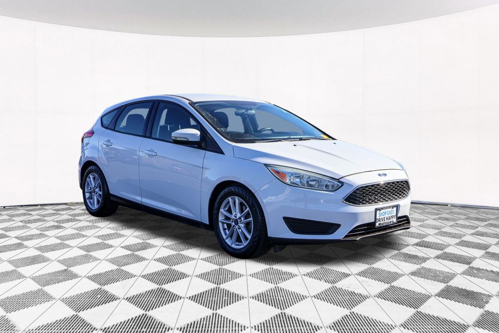 2015 Ford Focus SE 6