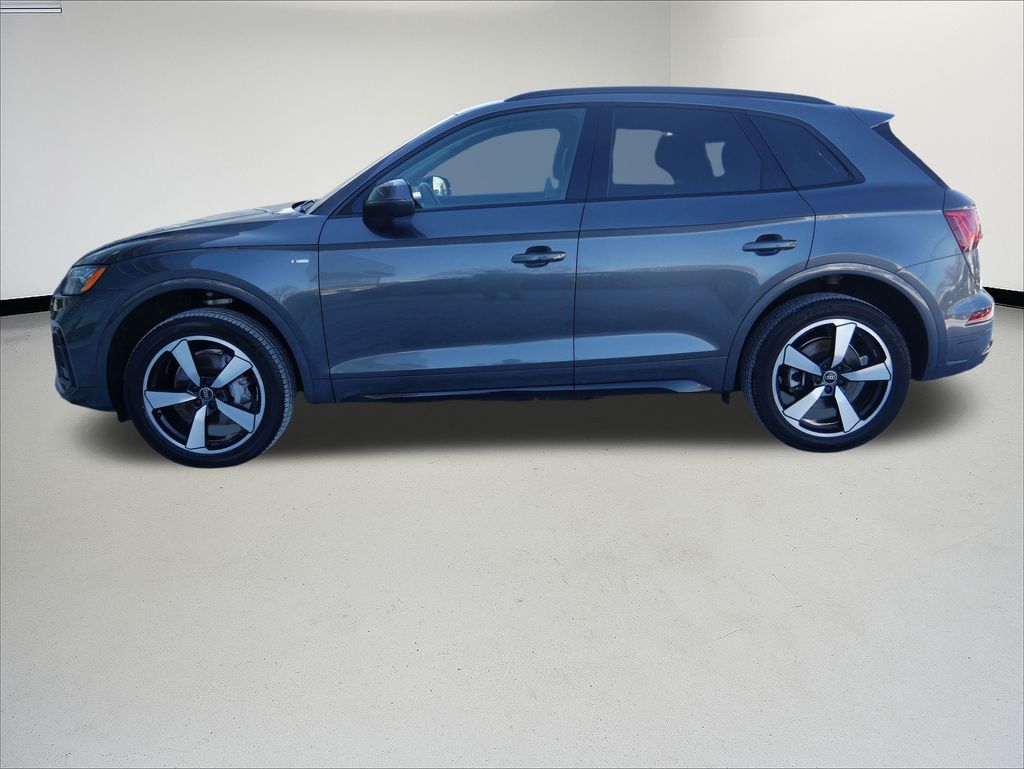 Thumbnail: 2023 Audi Q5 - 2