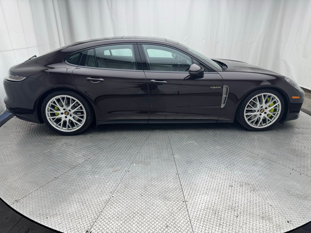 2022 Porsche Panamera 4 11