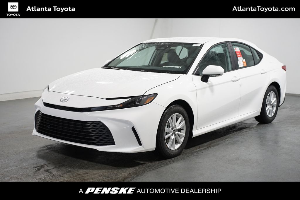 2025 Toyota Camry LE Hero Image