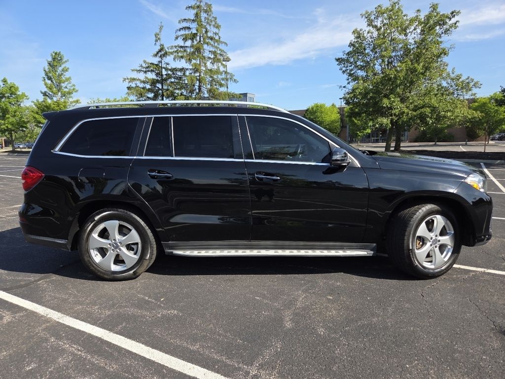 Used 2018 Black Mercedes-Benz GLS 450 image 25