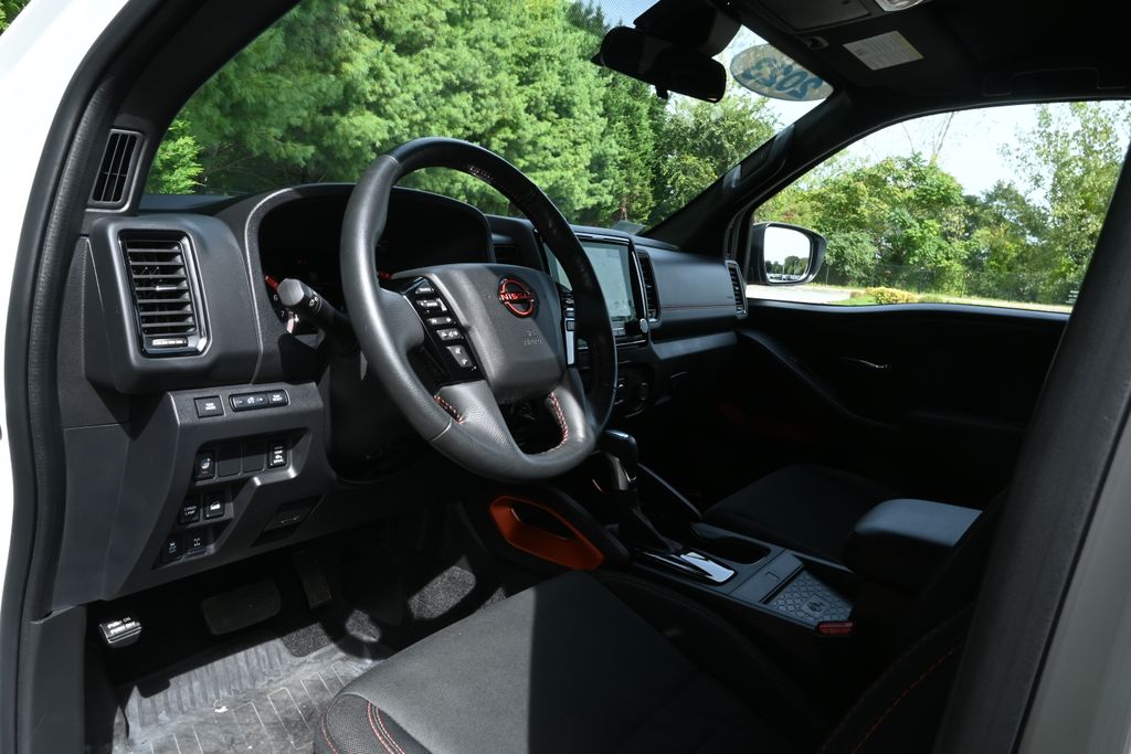 Thumbnail: 2023 Nissan Frontier - 14