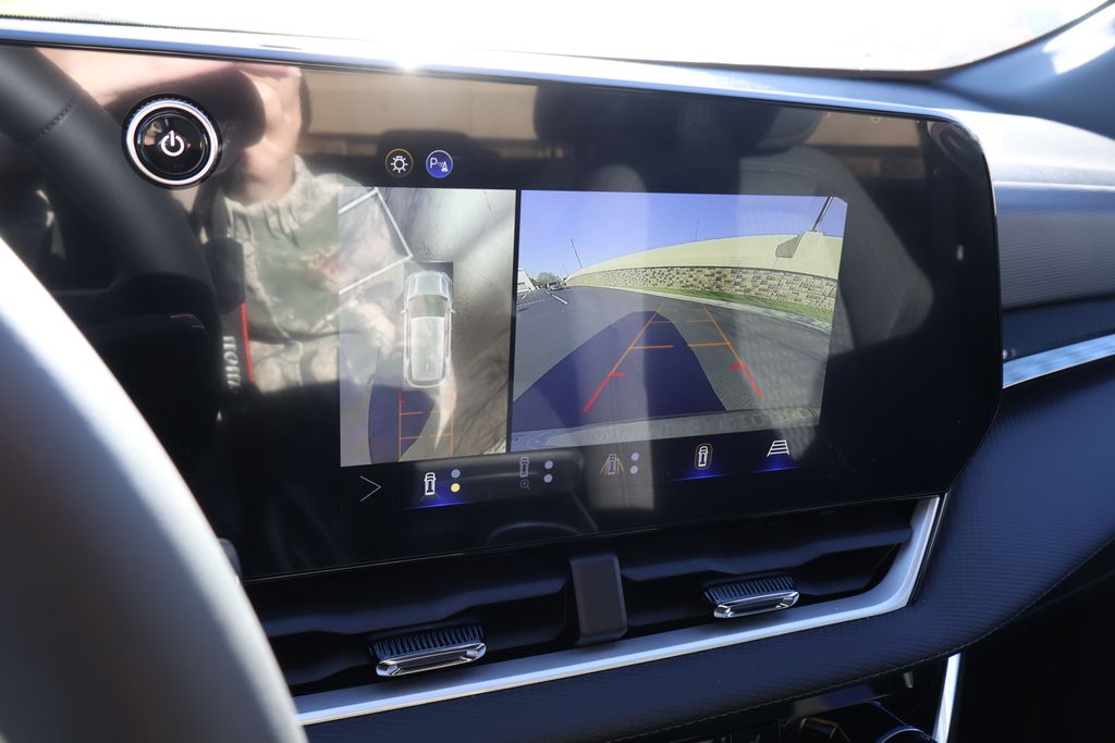 Thumbnail: 2026 Chevrolet Equinox - 25