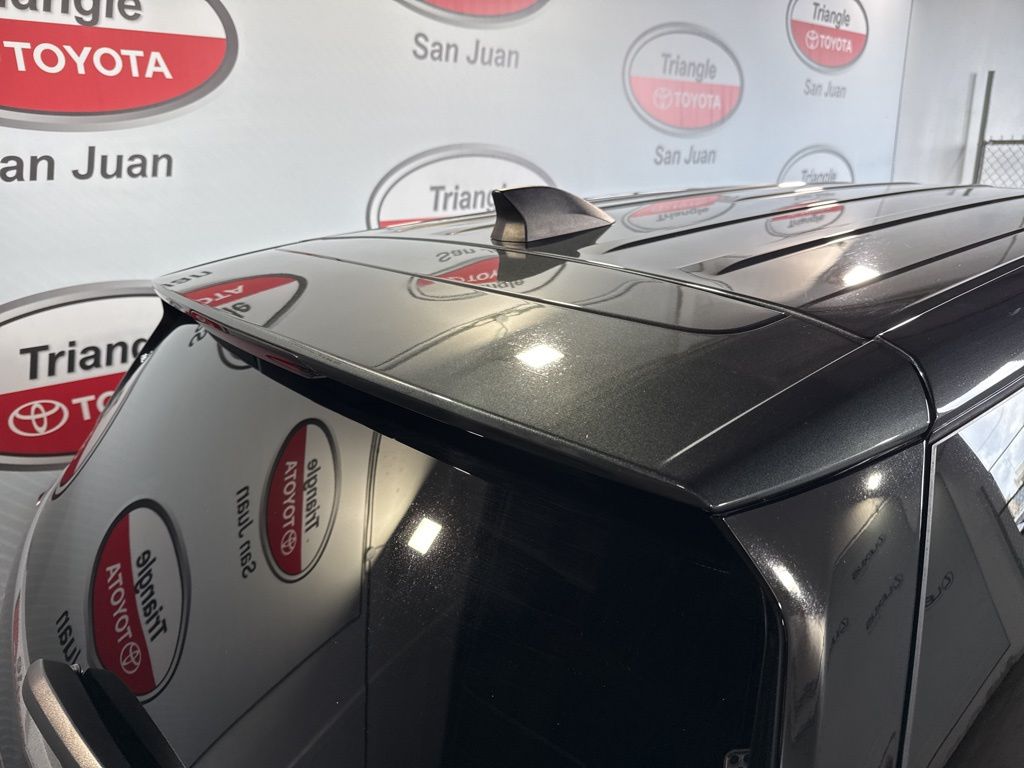 Thumbnail: 2020 Chevrolet Equinox - 17