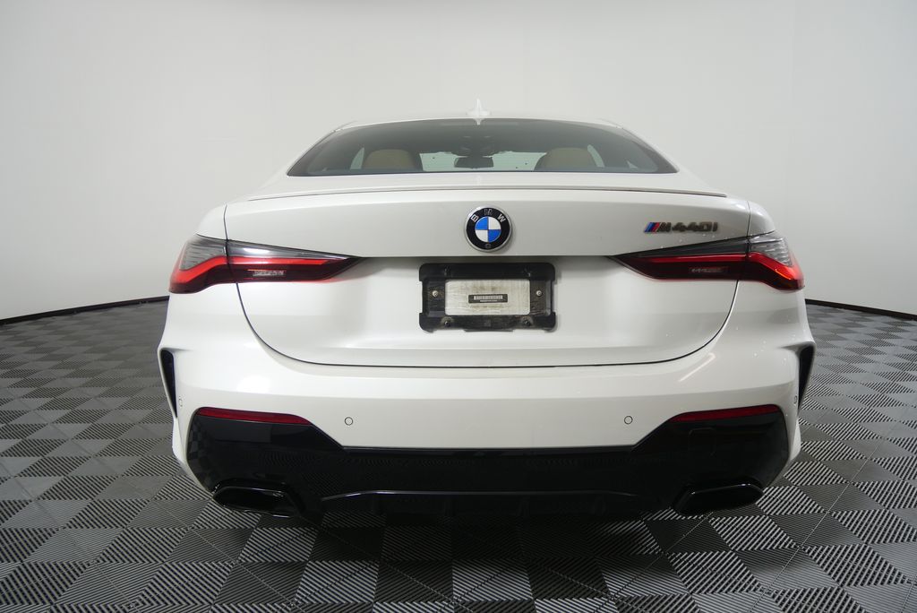 Thumbnail: 2022 BMW 4 Series - 4