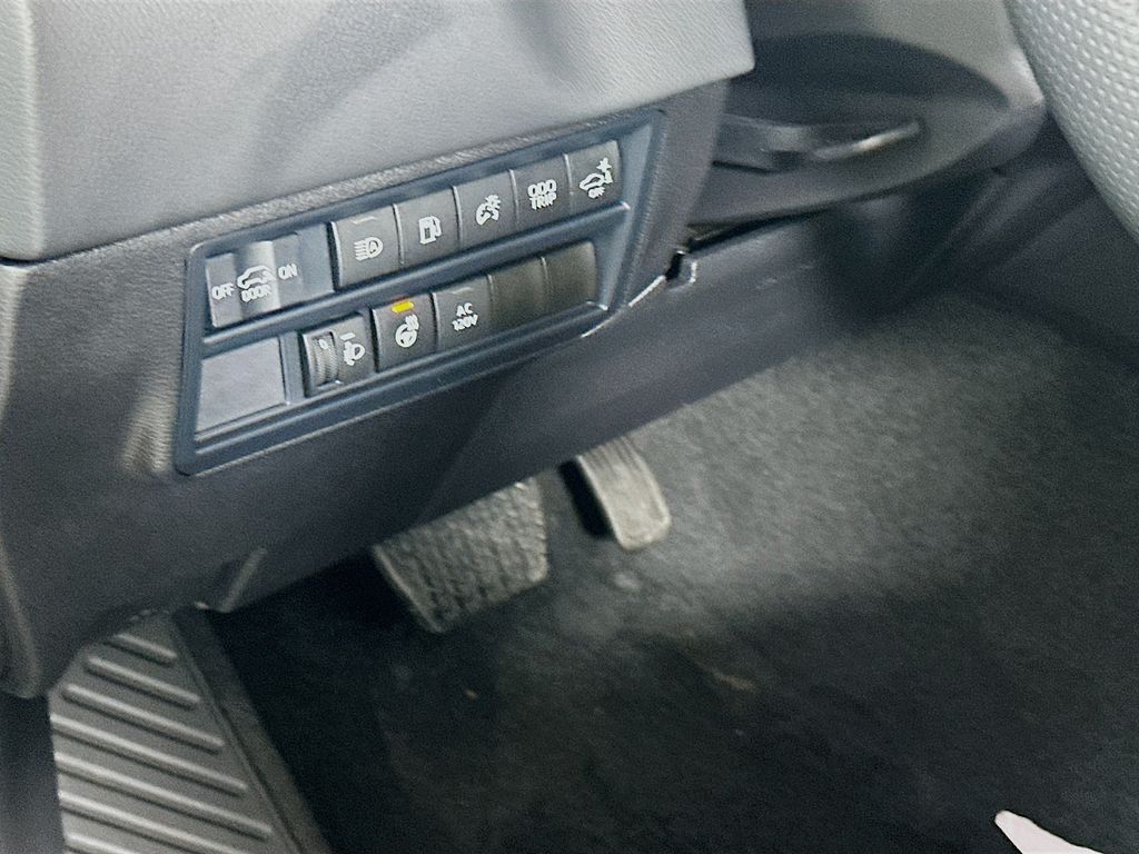 Thumbnail: 2025 Toyota Sequoia - 10