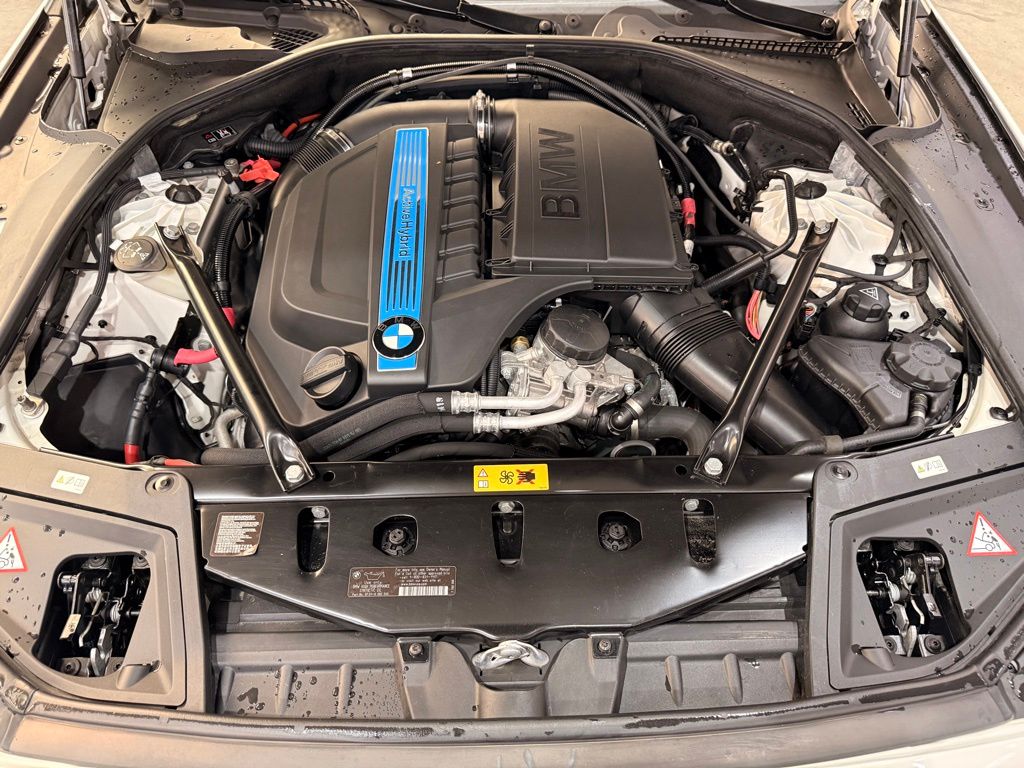 2013 BMW 5 Series ActiveHybrid 5