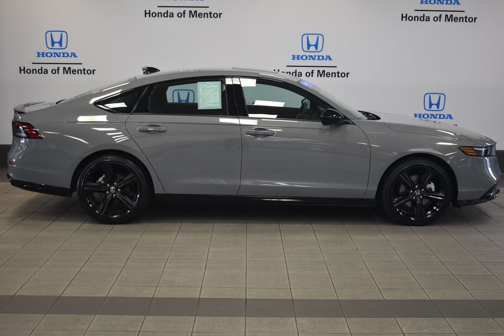 2024 Honda Accord Sport-L 8