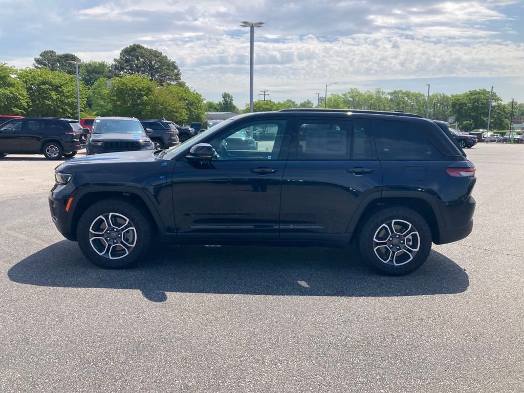 New 2024 Black Jeep Trailhawk 4xe image 2