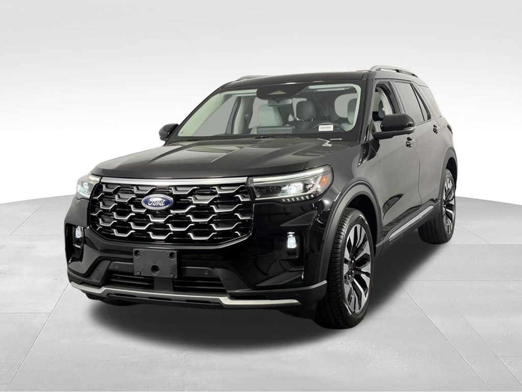 Used 2025 Black Metallic Ford Platinum image 3